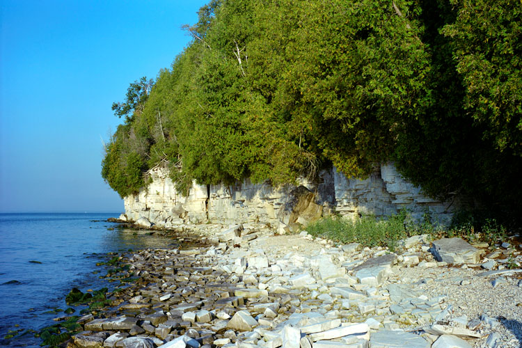 door headlands limestone cliffs